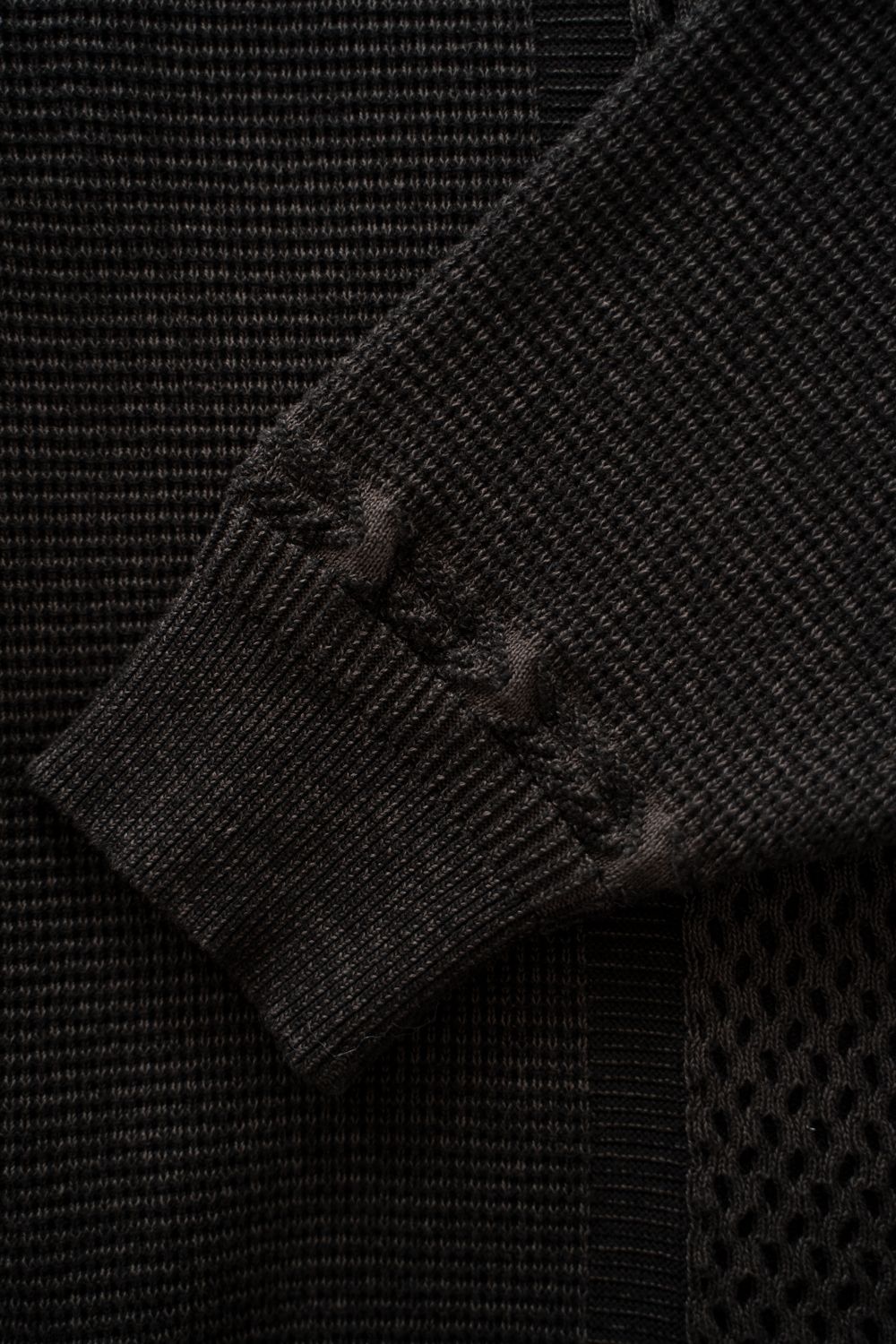 【26AW】Karita Half Zip Knit(BLACK)