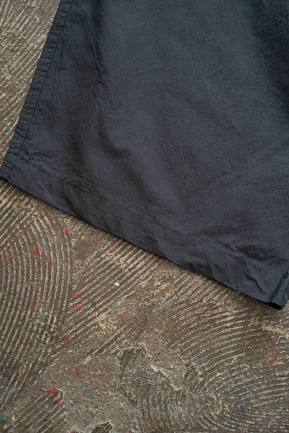 【ラスト1点】【25SS】ガーメントダイディープタックワイドパンツ(INK BLACK)