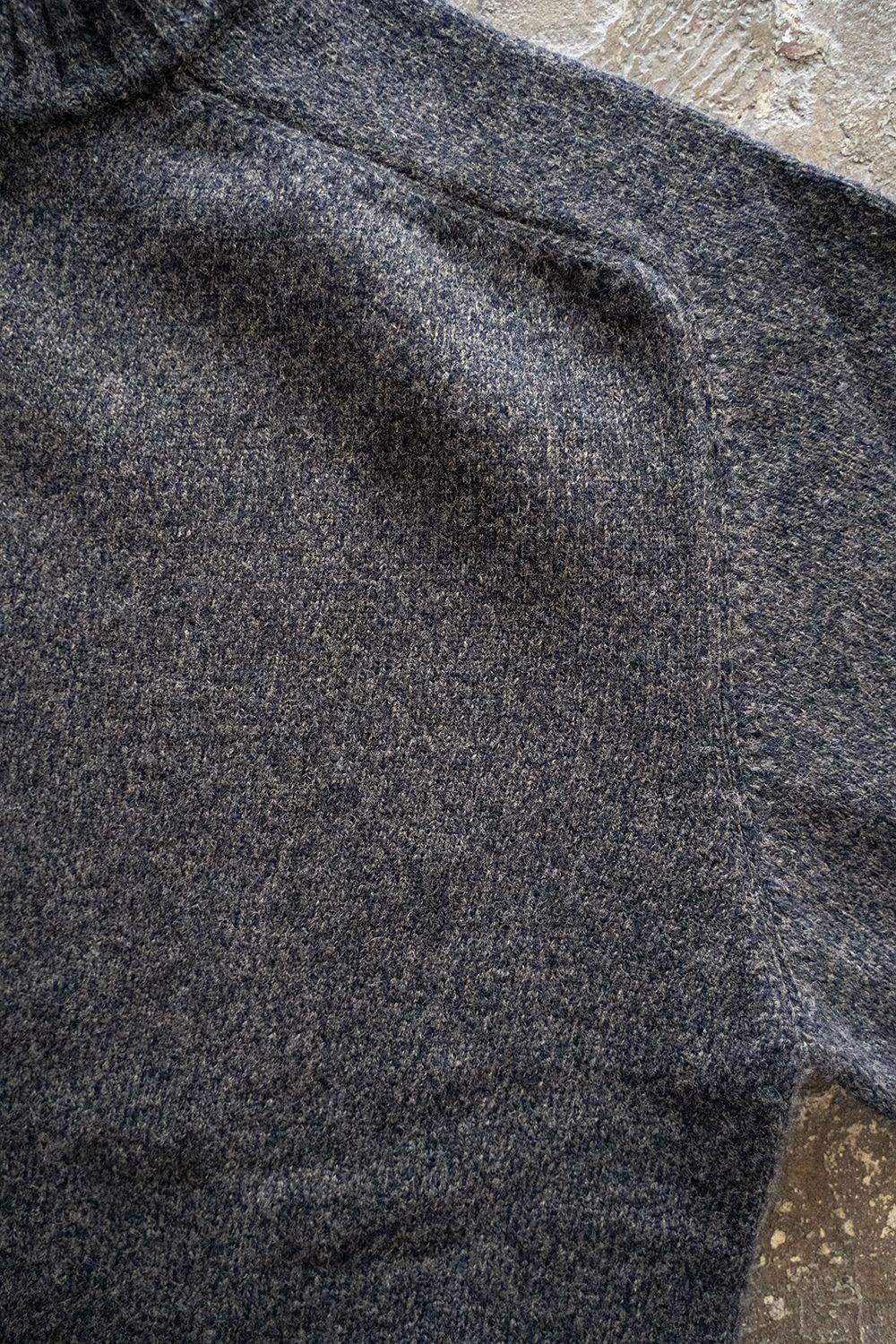 【ラスト1点】【22AW】7Gラムウールモックネックニット(CHARCOAL)