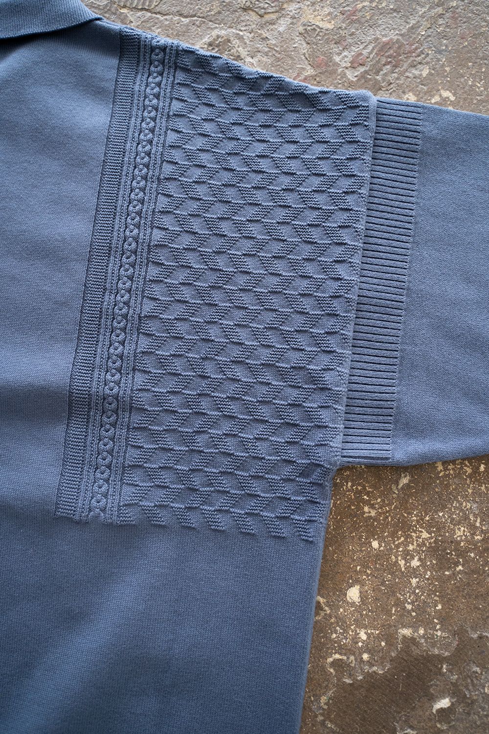 YASHIKI - 【ラスト1点】【22AW】Hatsushimo Knit Polo(SMALT BLUE 