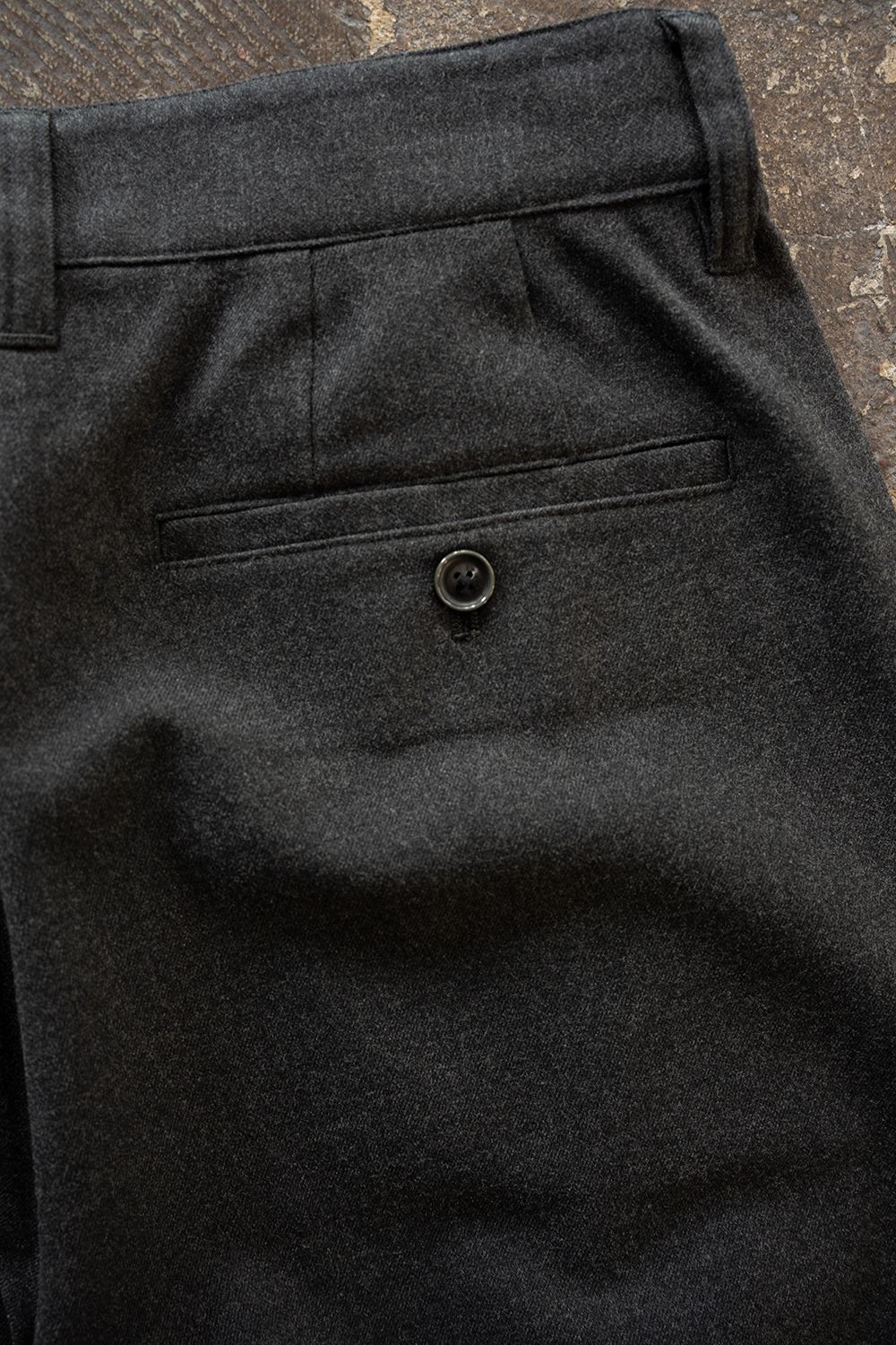 【26AW】2-Tack Wide Slacks/2タックワイドスラックス(CHARCOAL)