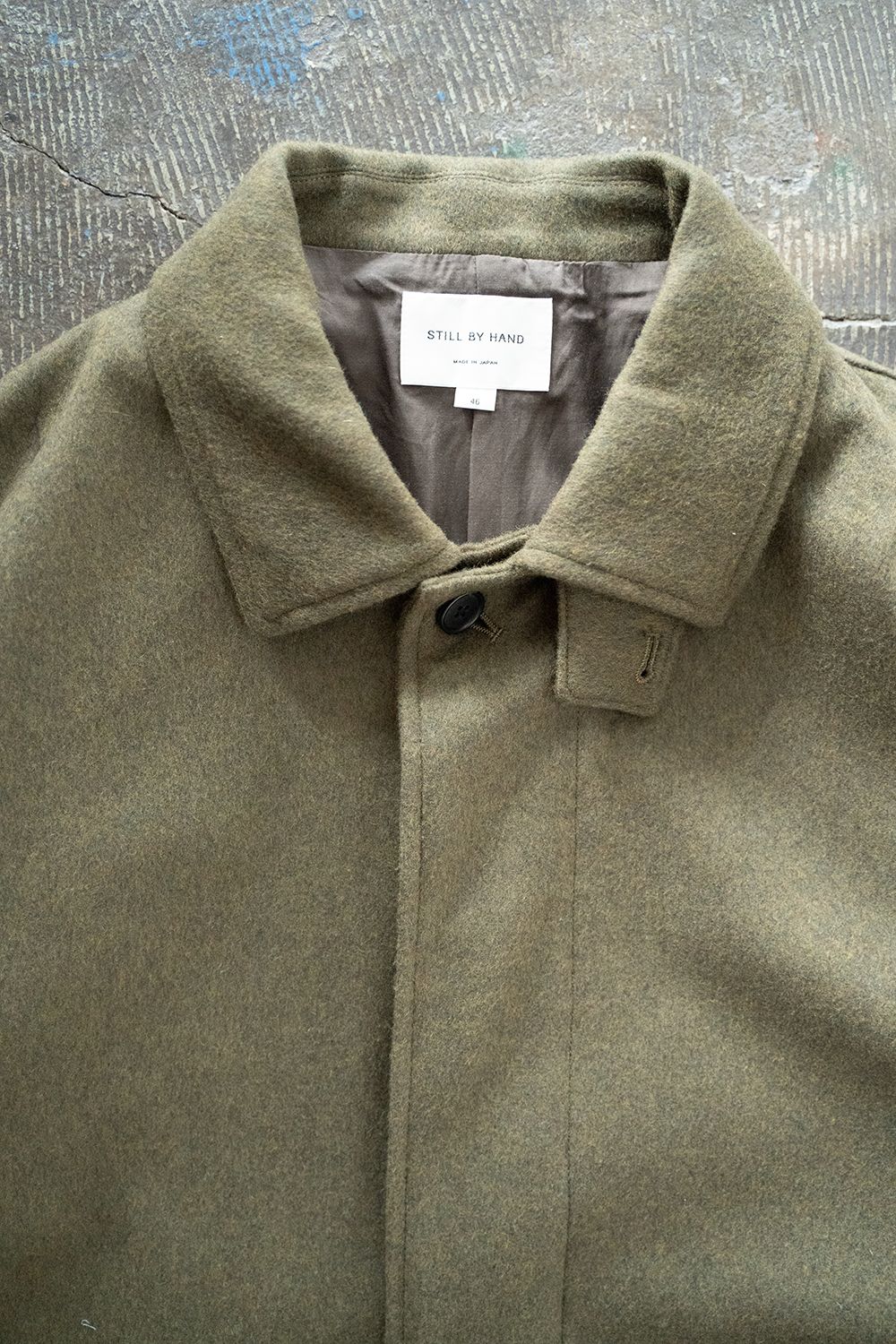 STILL BY HAND - 【ラスト1点】【22AW】ラムウールローデンクロスコート(OLIVE) | Salty