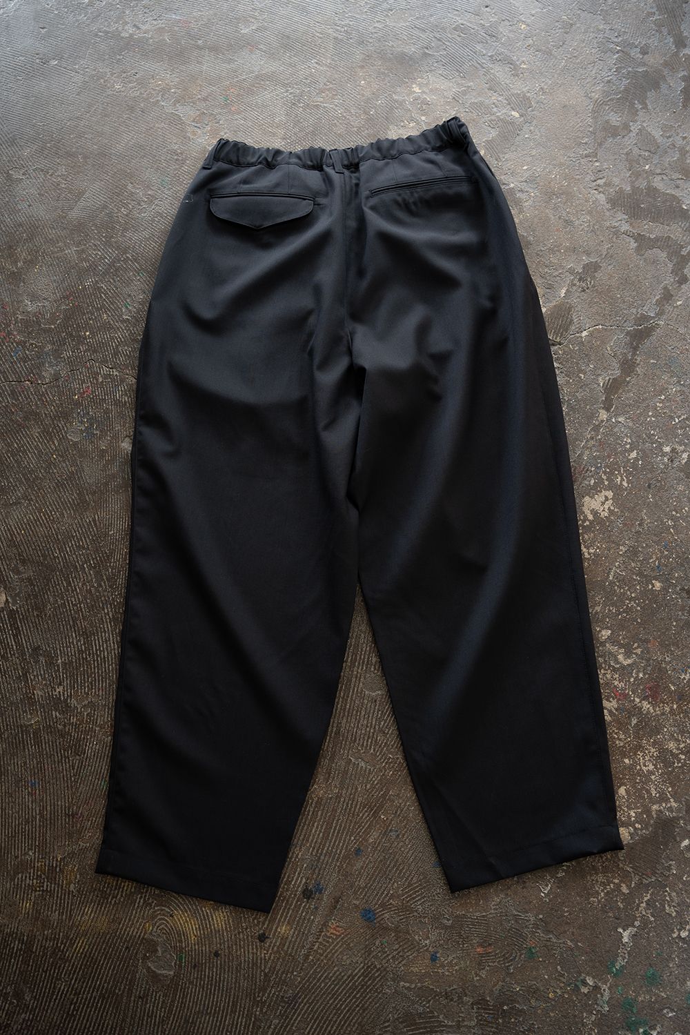 【26SS】ウォッシャブルウールイージースラックス(BLACK NAVY)