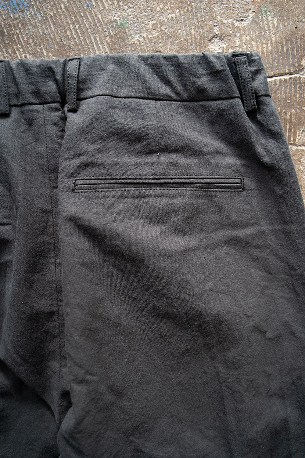 【ラスト1点】【22SS】和紙×ウール混4タックイージースラックス(INK BLACK)