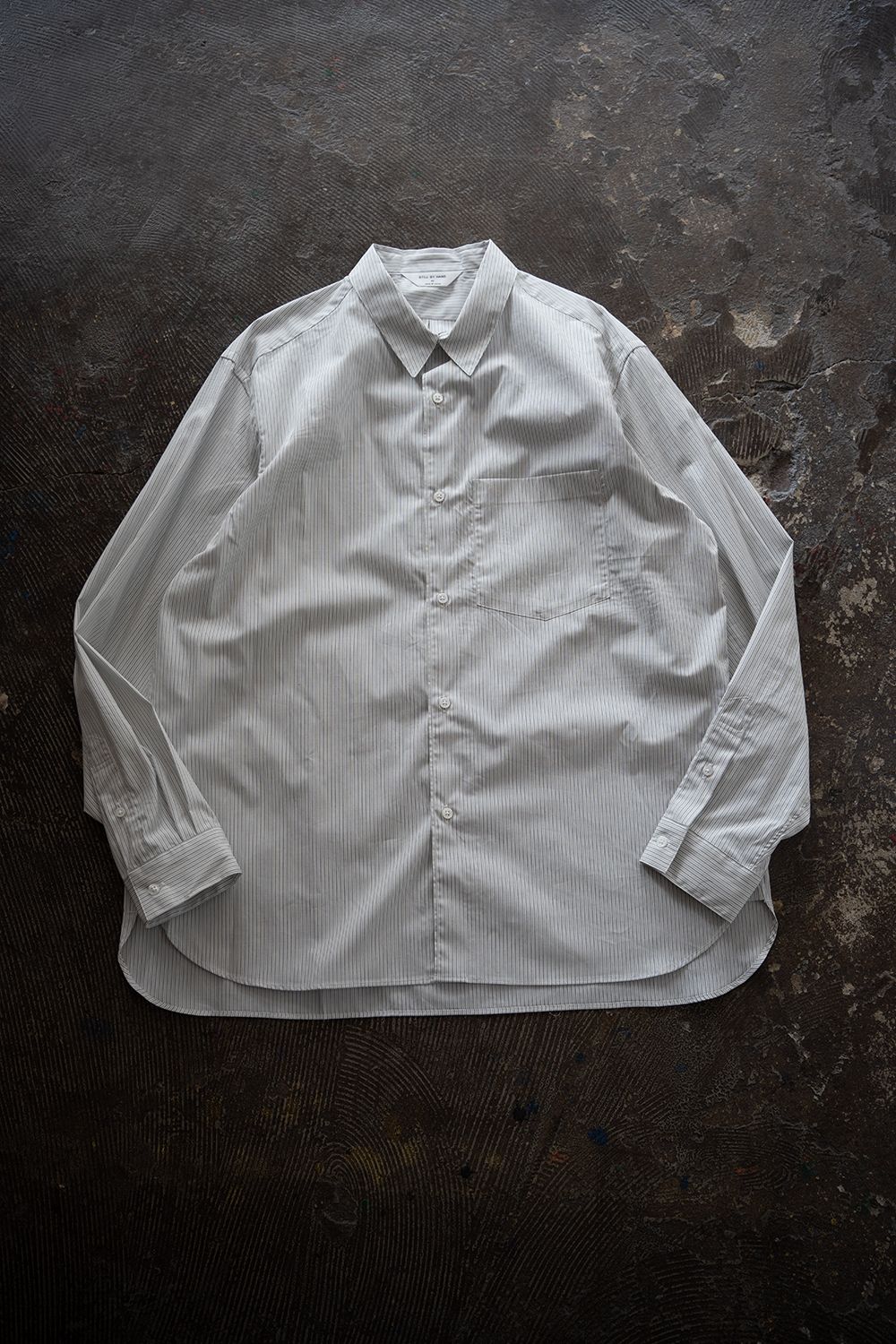 【26AW】ブロードレギュラーカラーシャツ(WHITE STRIPE)