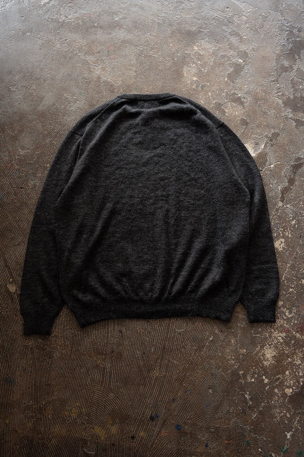 【26AW】エクストラキッドモヘア12Gニット(CHARCOAL)
