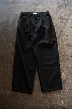 【26AW】ウールサージワンタックパンツ(BLACK)