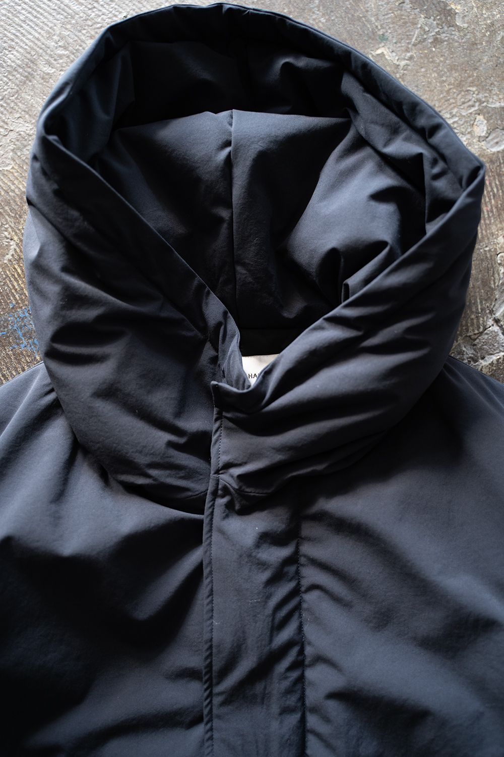 STILL BY HAND - 【ラスト1点】【24AW】シンサレートフーデッド STILL BY HAND - 【ラスト1点】【24AW】シンサレートフーデッド