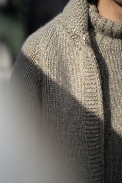 yak/lambs multi ply HAND KNITTING cowichan sweater(FOG)