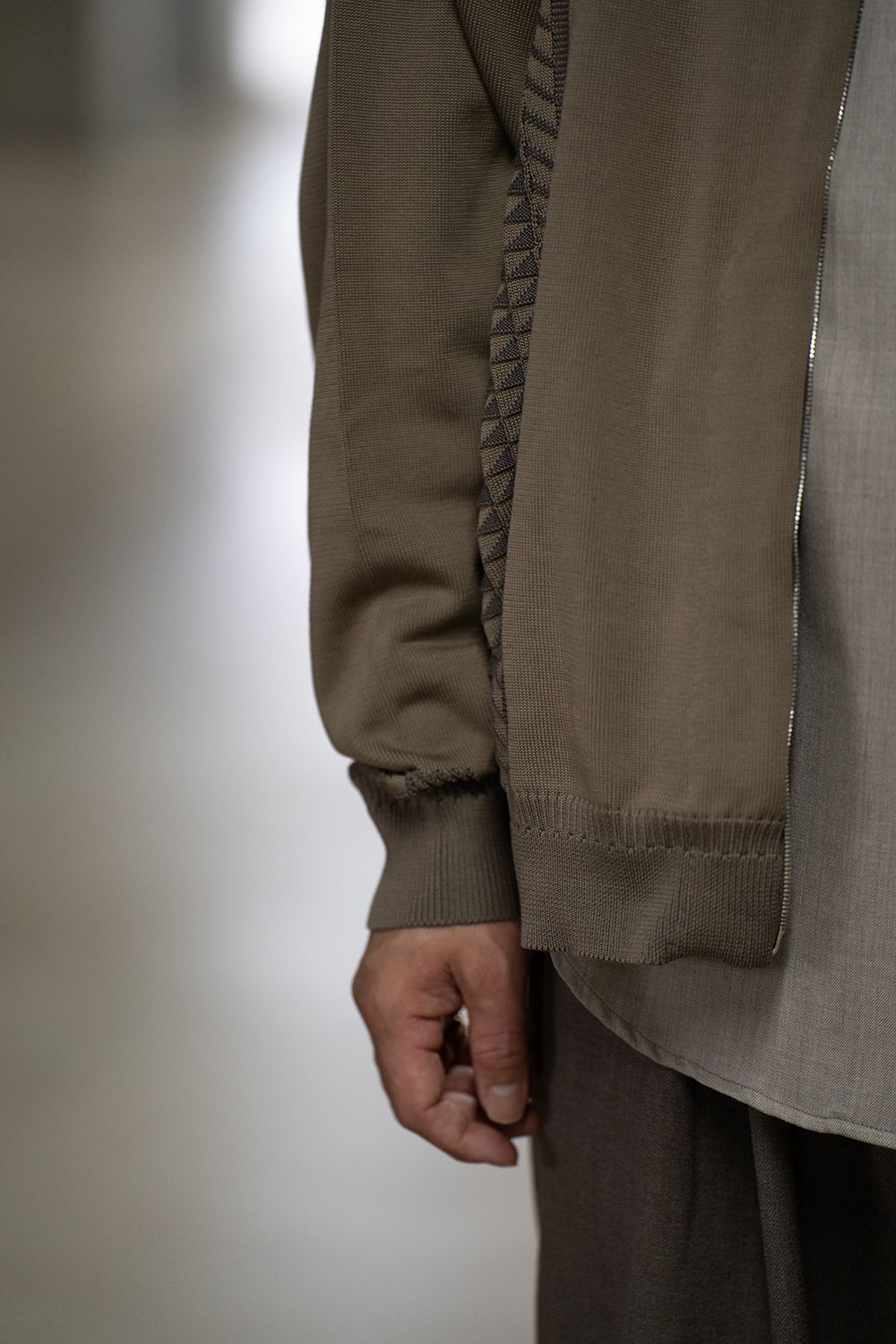 【ラスト1点】【25AW】Hakuhyo Zip Cardigan(BEIGE)