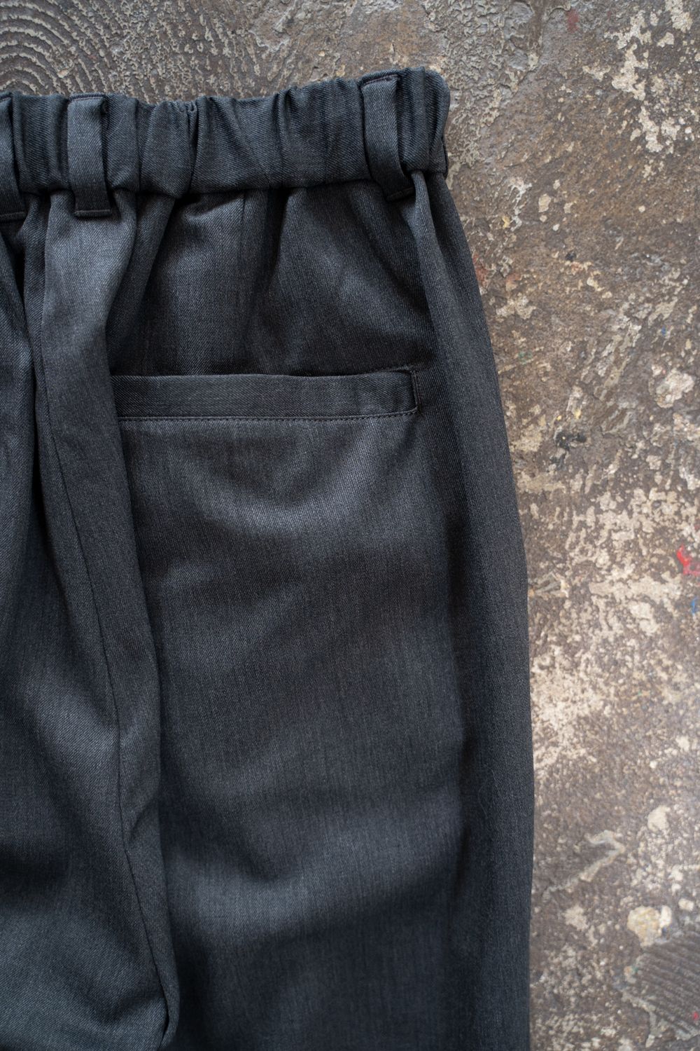 【26AW】Fluid Flare Pants/フルーイドフレアパンツ(GRAY)