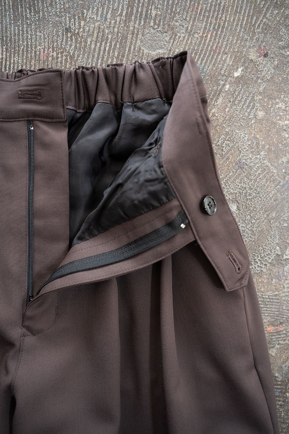 【ラスト1点】【26SS】2Tuck Wide Easy Pants/2タックワイドイージーパンツ(BROWN)