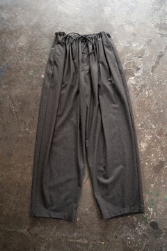 【ラスト1点】【23AW】Stretch T/W Gathered Pants/ストレッチT/Wギャザーパンツ(BROWN)