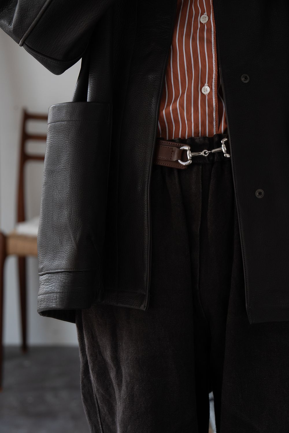 【26AW】カウレザーハーフコート(BROWN CHARCOAL)
