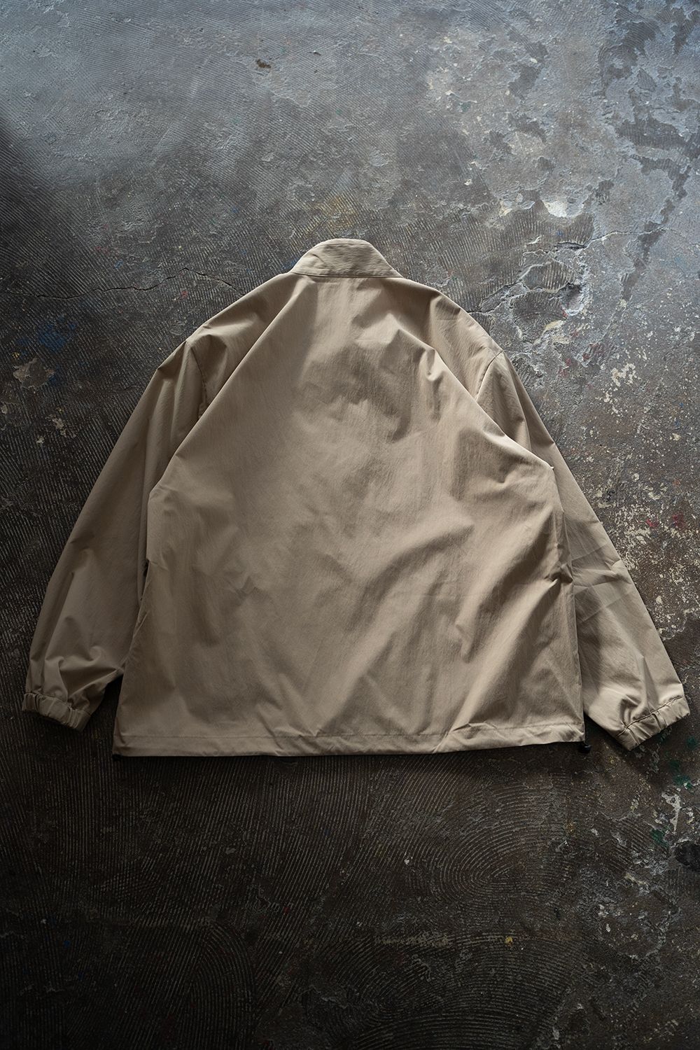 【ラスト1点】【25SS】撥水ポリエステルハイネックアノラック(BEIGE)