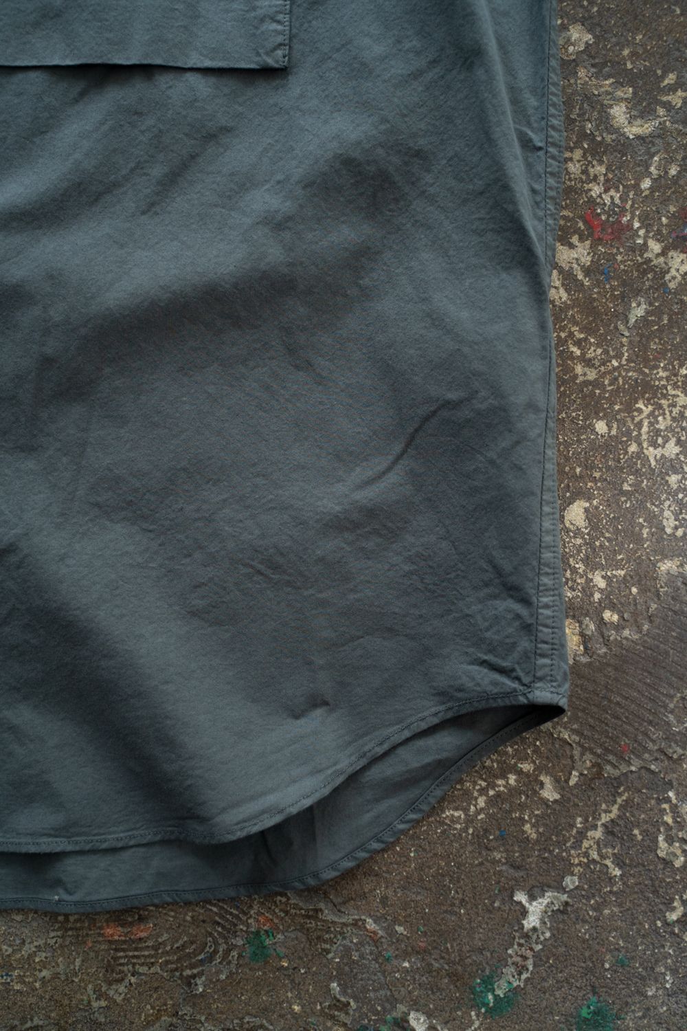 【ラスト1点】【25AW】ガーメントダイオーバーシャツ(BLUE GREY)