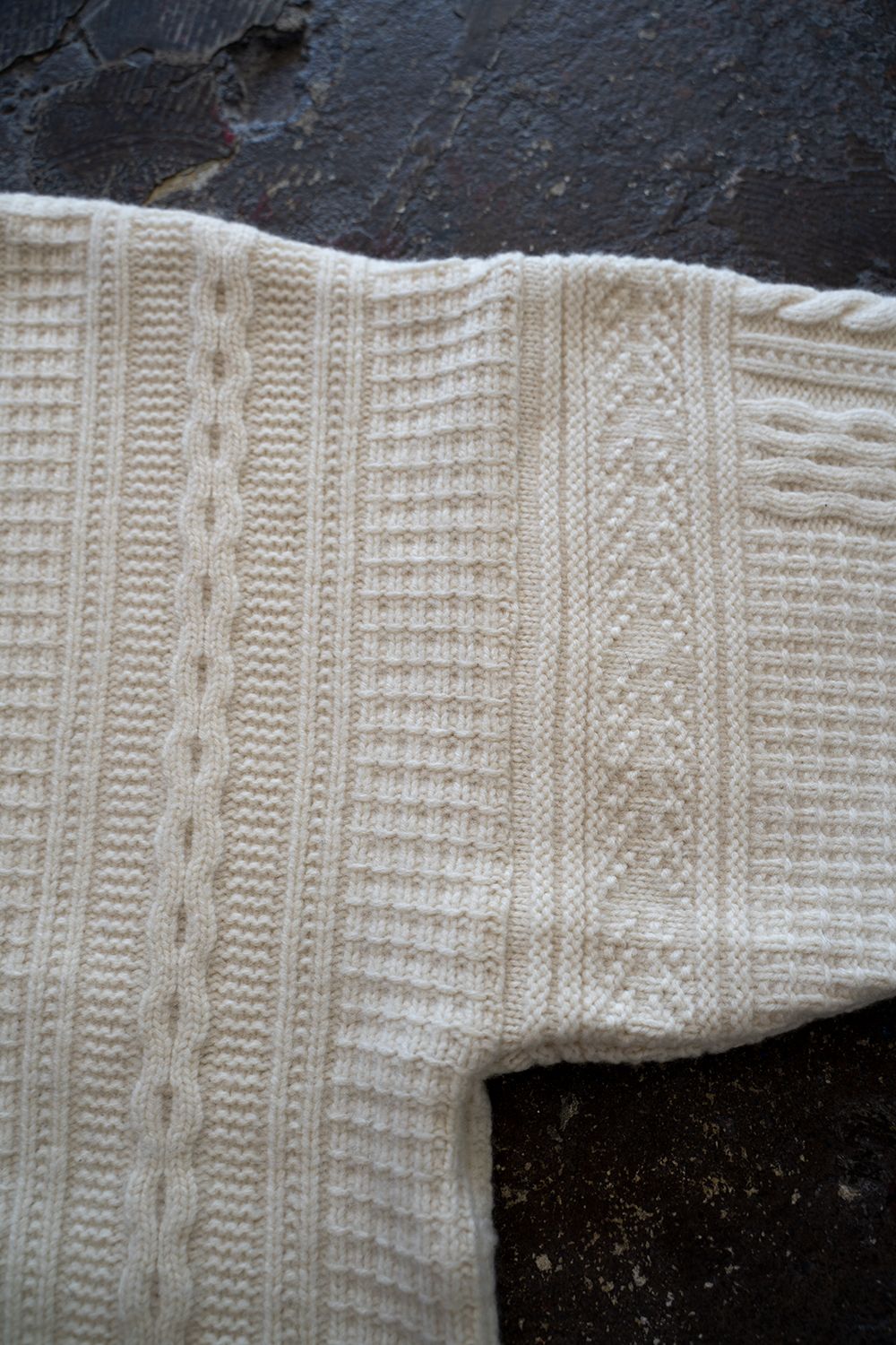 【ラスト1点】Kinshu High Neck Knit(WHITE)