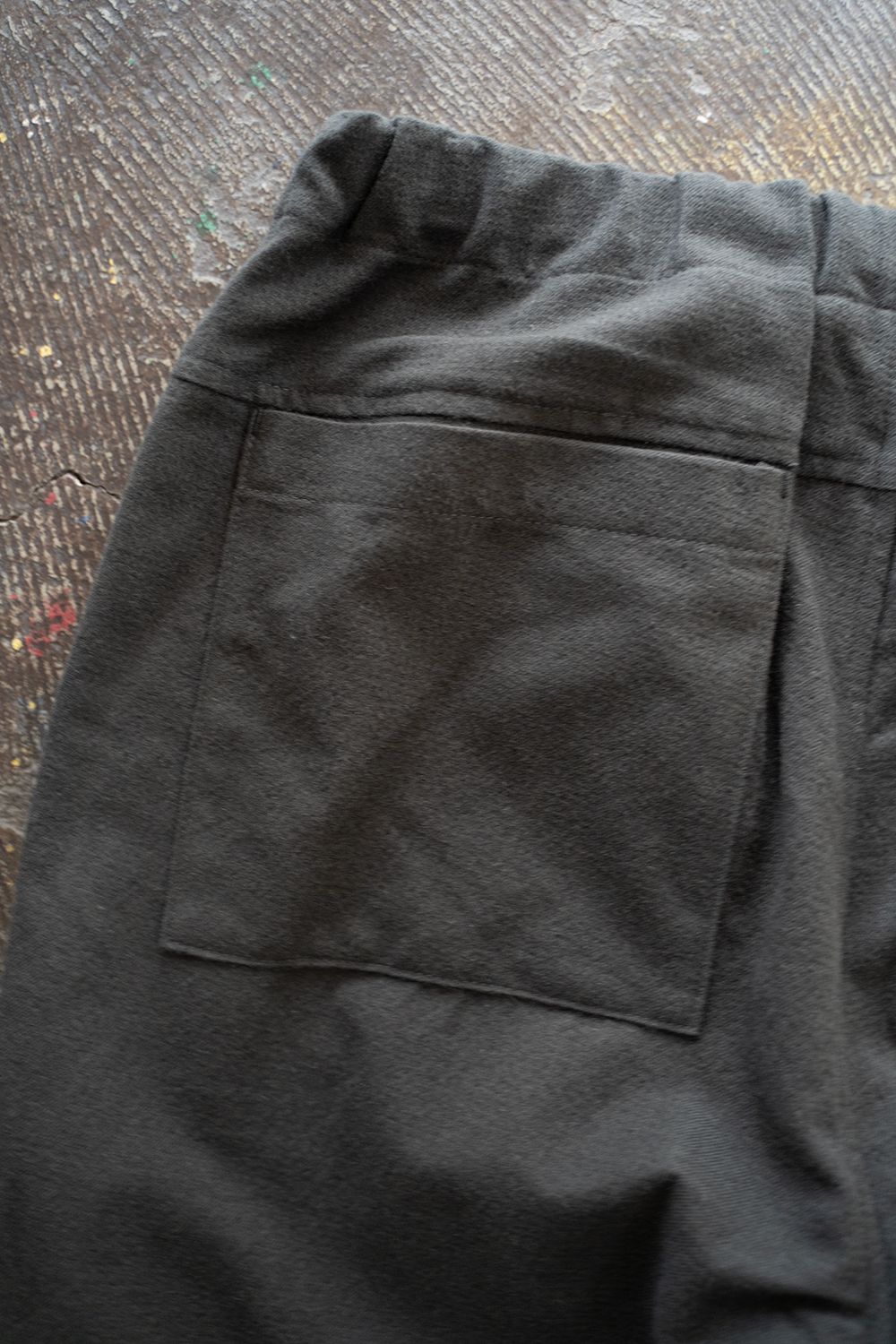 【24AW】ウール×コットンイージーパンツ(CHARCOAL)
