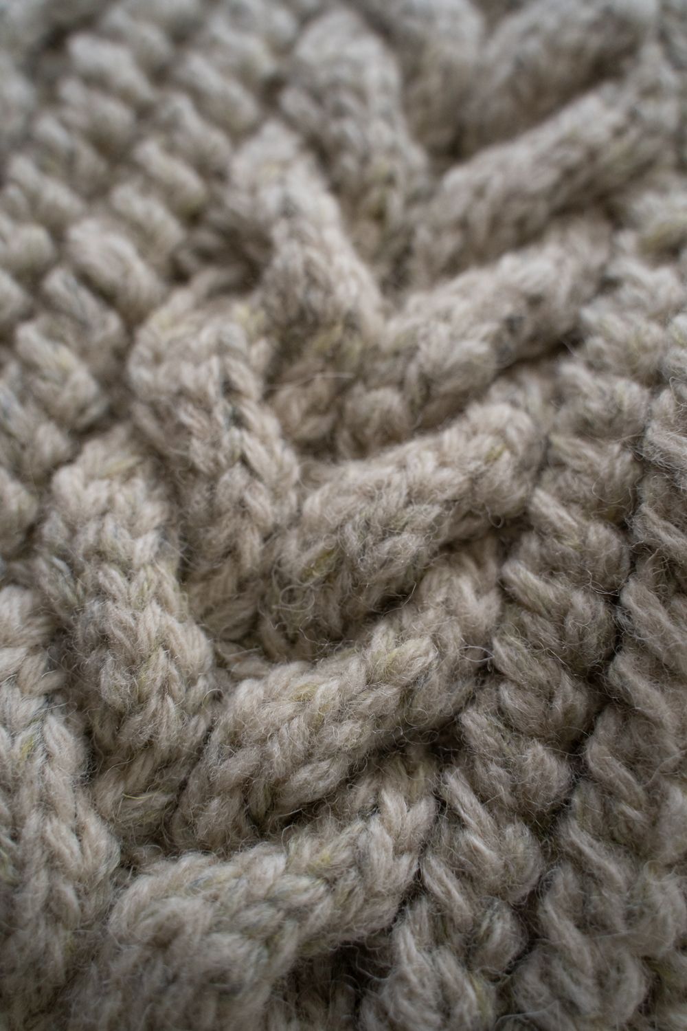 【Sサイズ】Jamieson’s Shetland wool HAND KNITTING Cowichan sweater(WHITE)