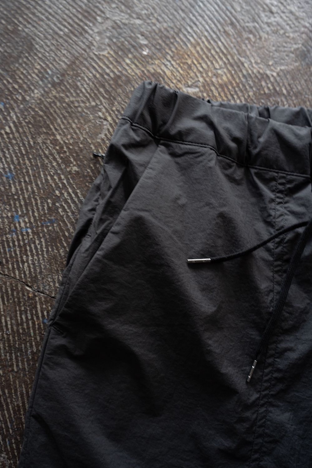 【26SS】ストレッチナイロンハーフパンツ(CHARCOAL)