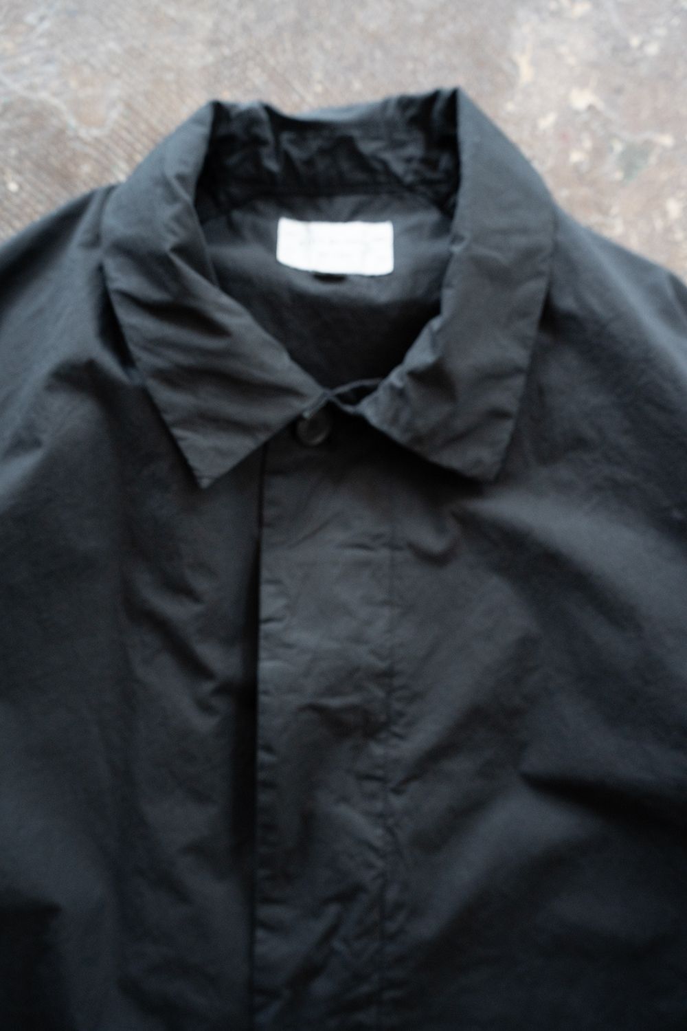 【26SS】ガーメントダイステンカラーハーフコート(BLACK NAVY)