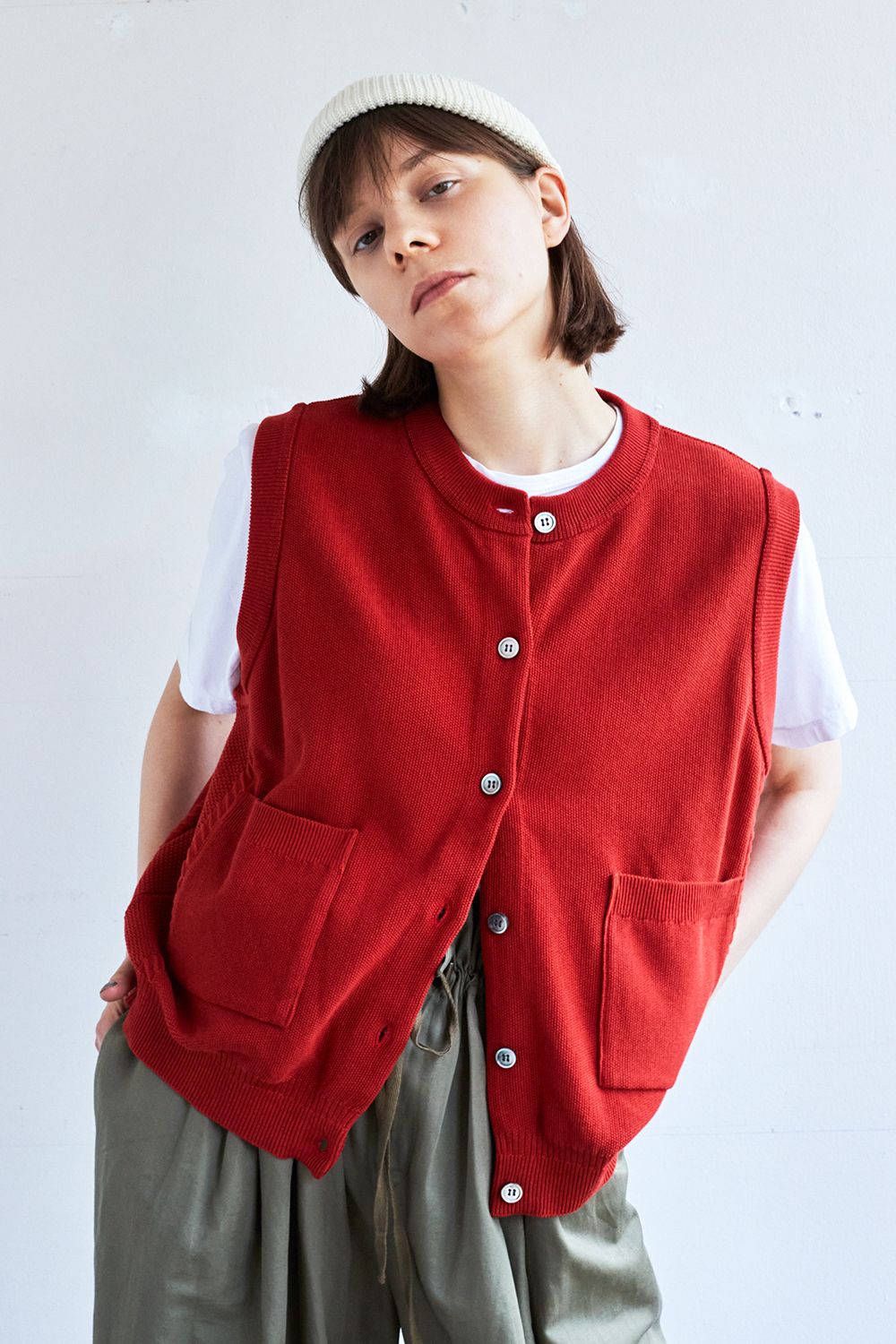 新品未使用品】 YASHIKI Yukiiro Vest ニットベスト2-