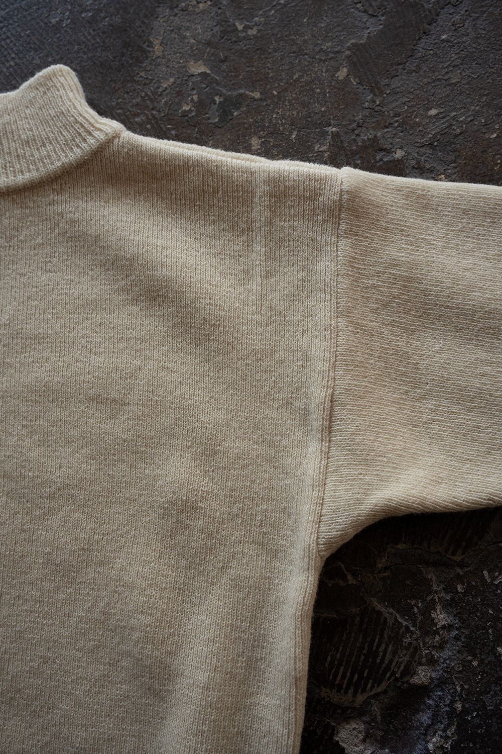 Hard twisted Shetlandwool GOB sweater(WHITE)