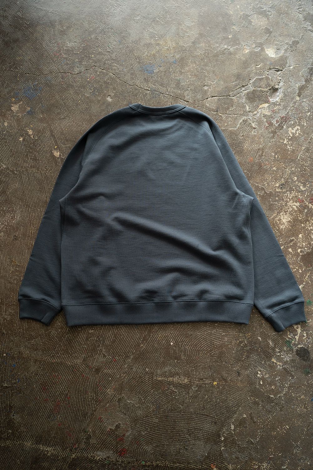 【ラスト1点】【25SS】サドルスリーブプルオーバースウェット(SLATE BLUE)