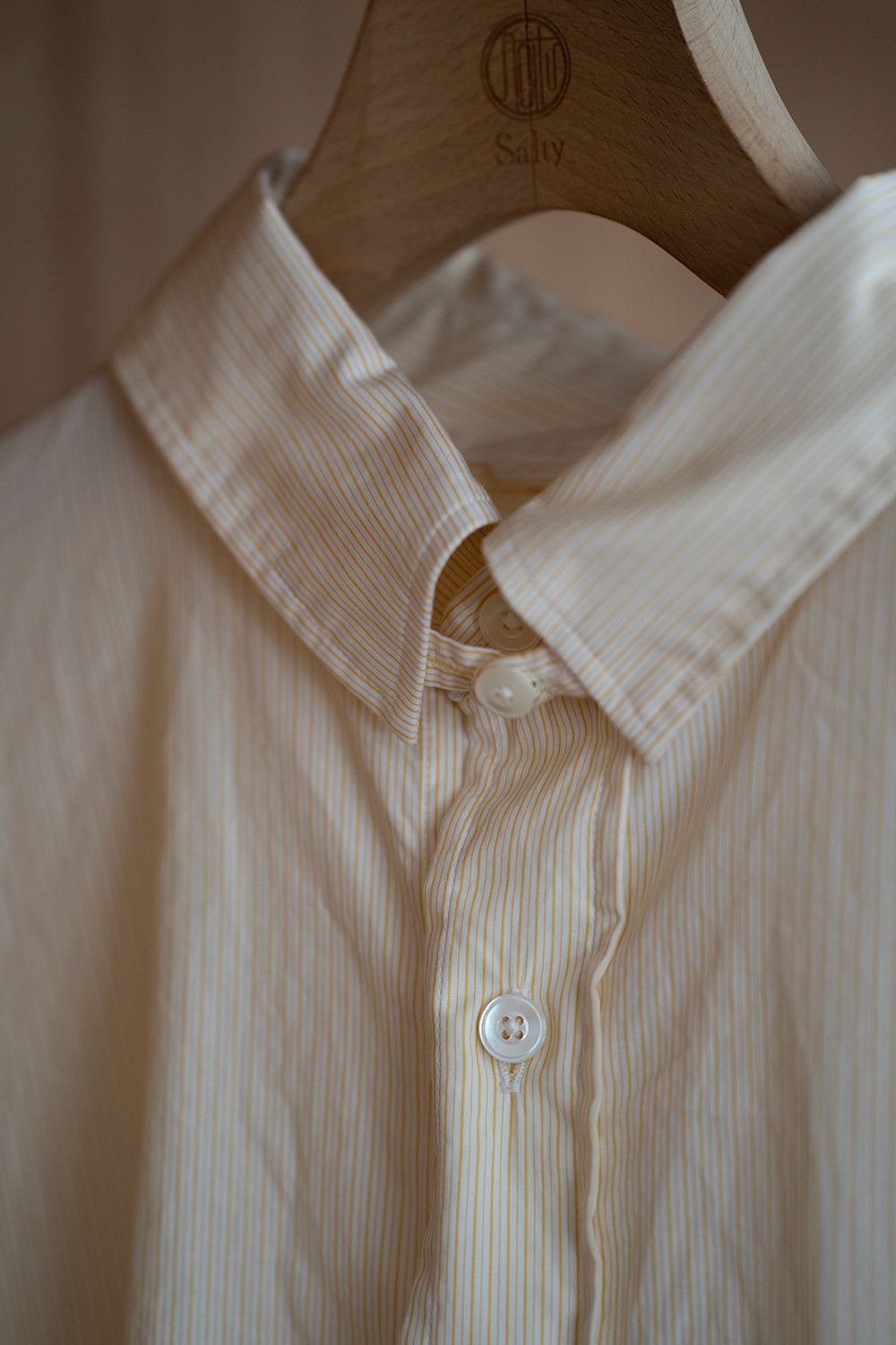 【ラスト1点】【24SS】Fine Cotton Tab Collar Shirt/ ファインコットンタブカラーシャツ(YELLOW)