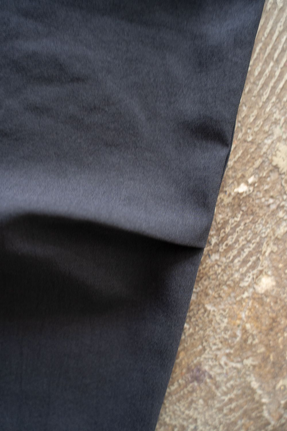 【ラスト1点】【24SS】強撚ポリエステルニータックイージーパンツ(NAVY)