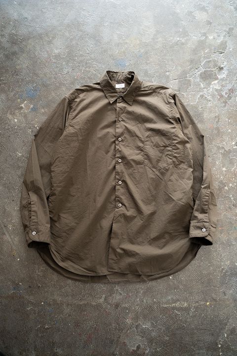 【ラスト1点】スビンコットンタイプライターレギュラーカラーシャツ(DARK BROWN)