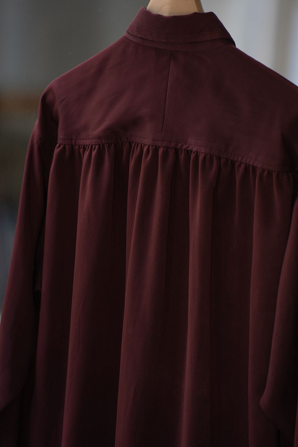 【26AW】Hush Gather L/S Shirt/ハッシュギャザーロングスリーブシャツ(BORDEAUX)