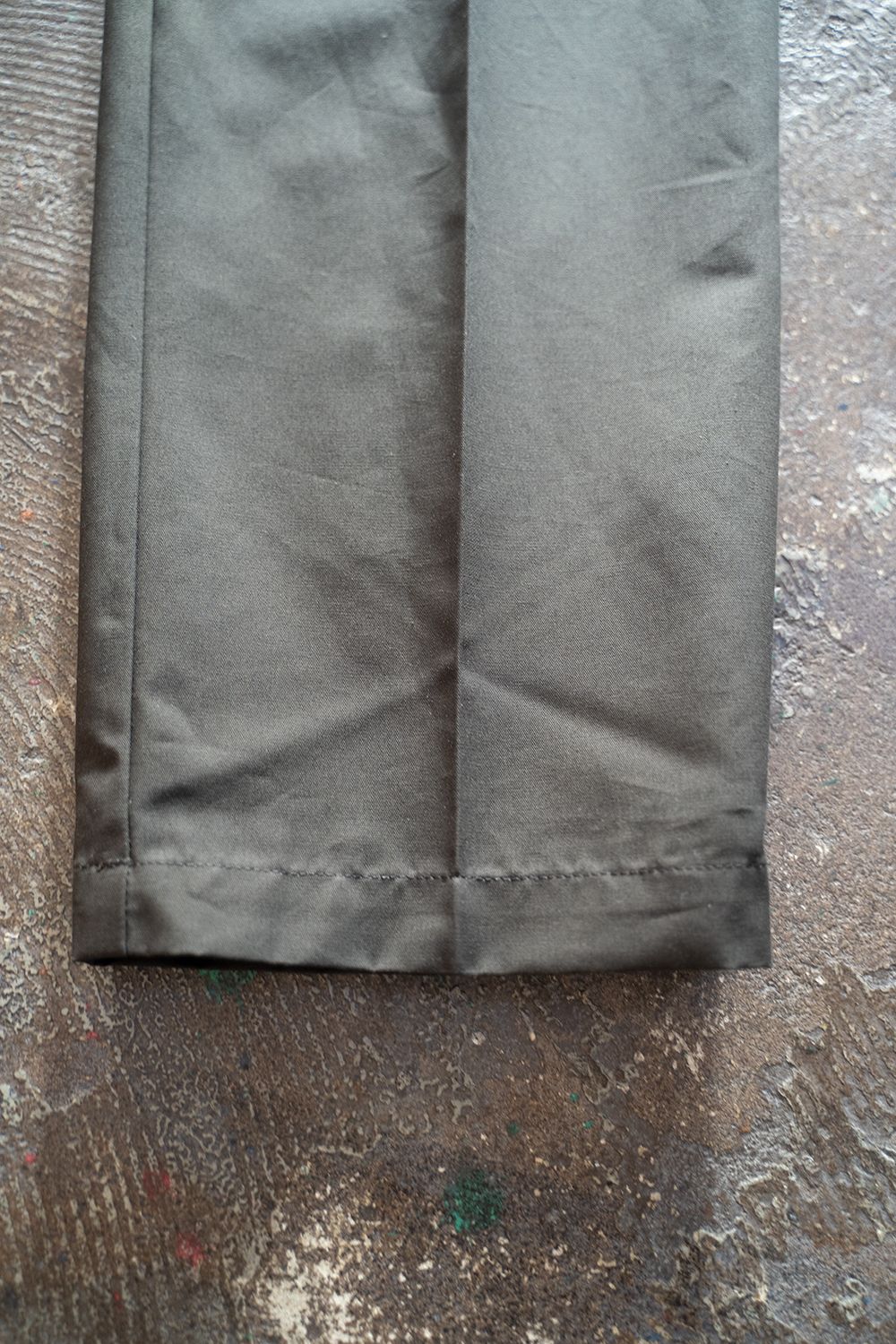 【ラスト1点】【22AW】甘撚りオックス2タックイージーパンツ(CHARCOAL)