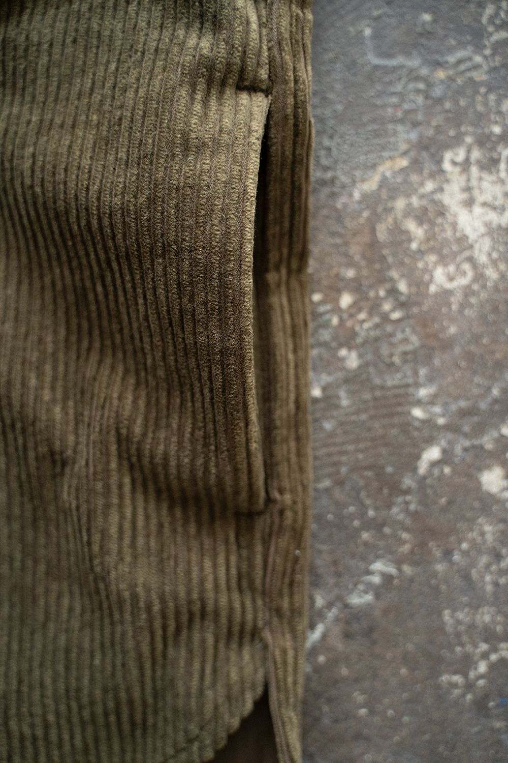 【ラスト1点】【23AW】綿×レーヨンコーデュロイシャツジャケット(OLIVE)