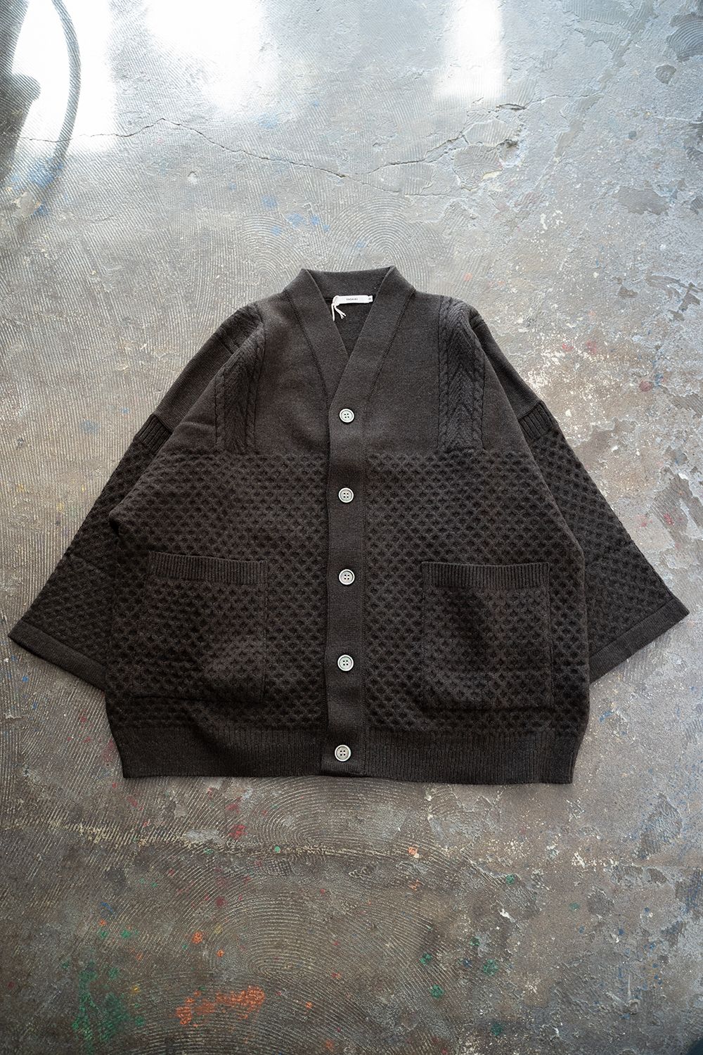 YASHIKI - 【ラスト1点】Yukigumo Hanten Cardigan(BLACK) | Salty