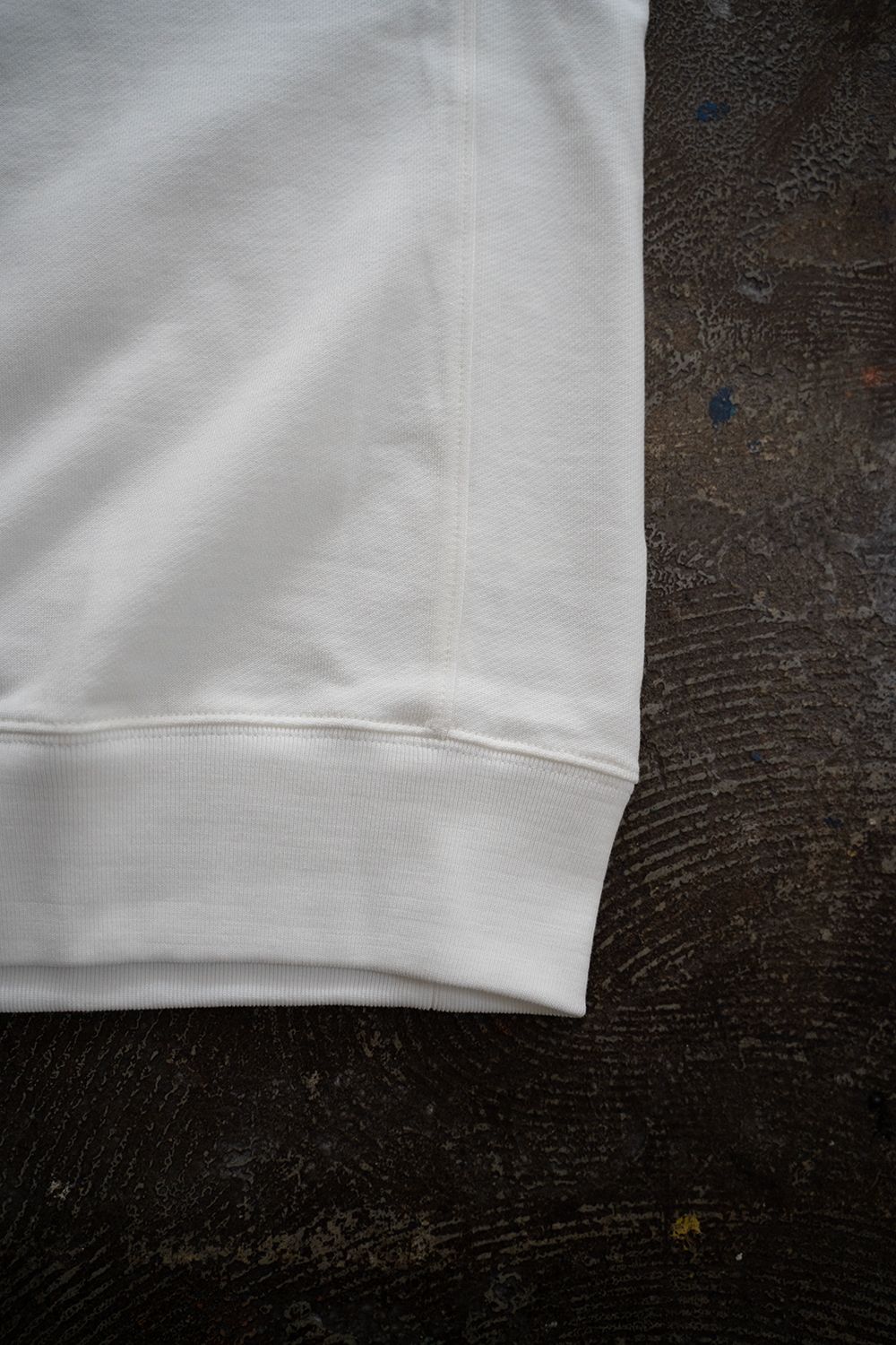 【ラスト1点】【23AW】ピボットスリーブプルオーバースウェット(OFF WHITE)