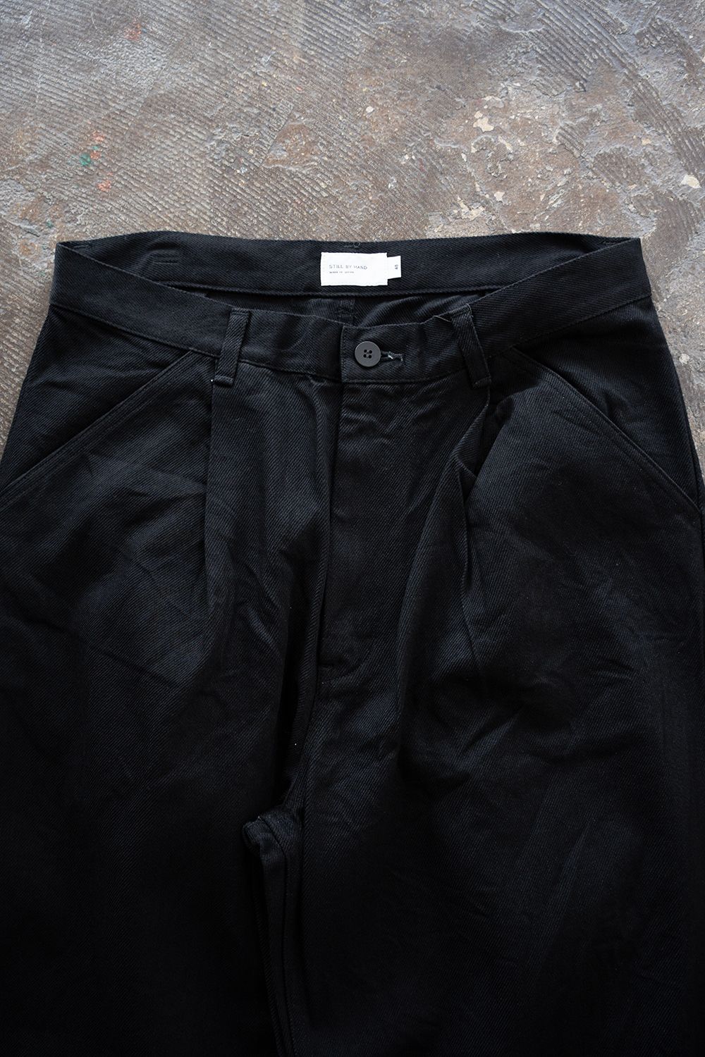 【26AW】12ozデニムディープタックパンツ(BLACK)