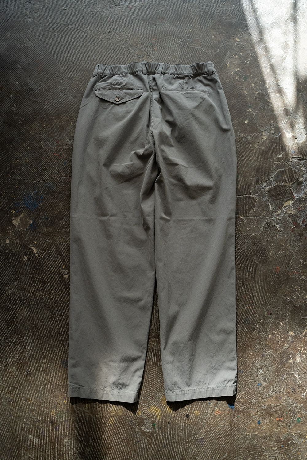 【ラスト1点】【24SS】ガーメントダイ4タックイージーパンツ(GREIGE)
