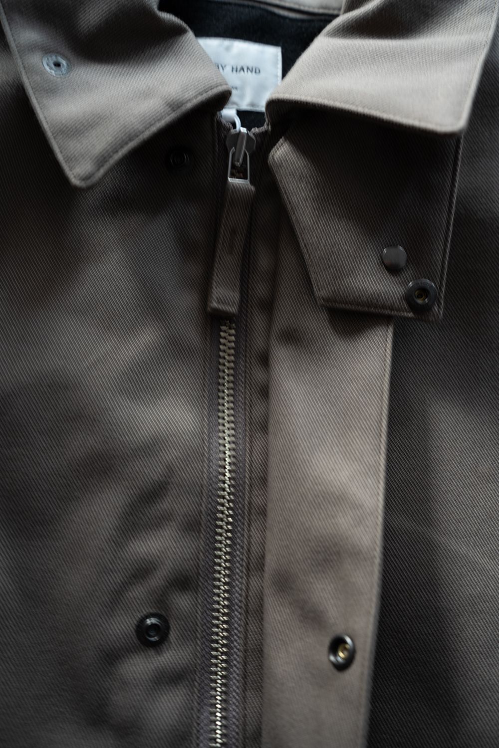 【25AW】コットン×ポリエステルショートブルゾン(GREIGE)