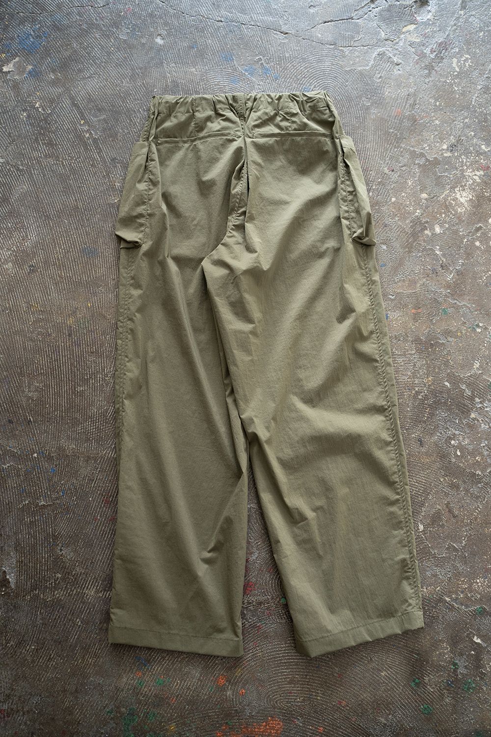 【ラスト1点】【23SS】タスランナイロンパッチポケットイージーパンツ(OLIVE)