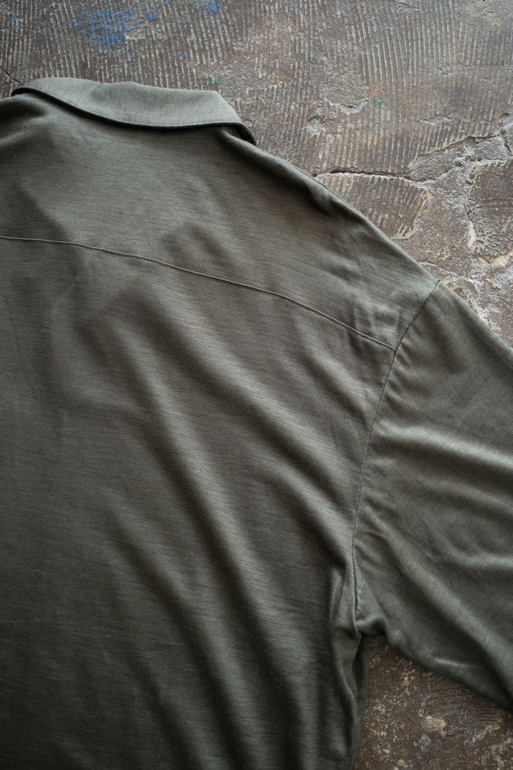 【ラスト1点】【25SS】ラミー半袖プルオーバーシャツ(KHAKI GRAY)