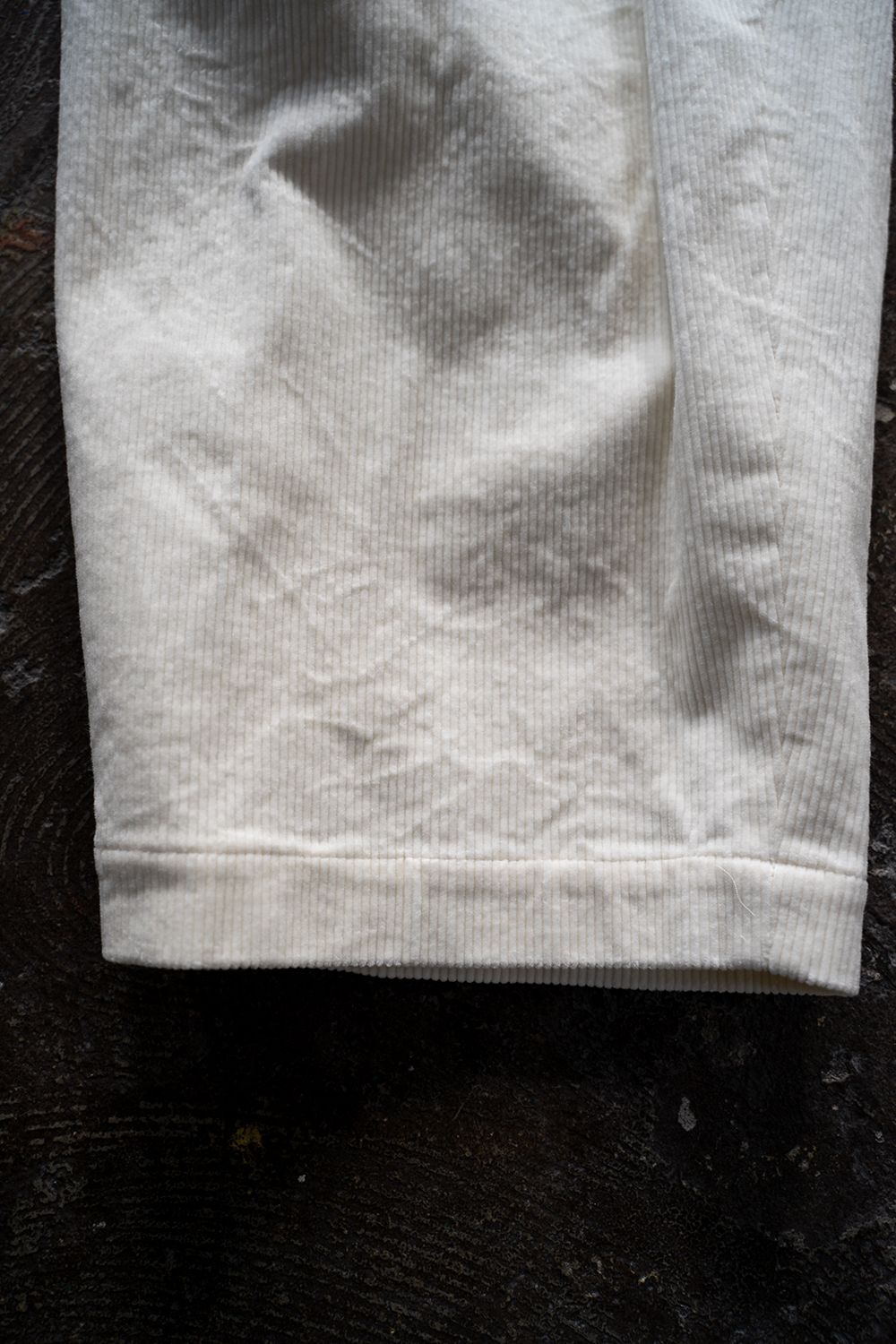 【ラスト1点】Hakama Akane Corduroy Pants/ハカマアカネコーデュロイパンツ(WHITE)