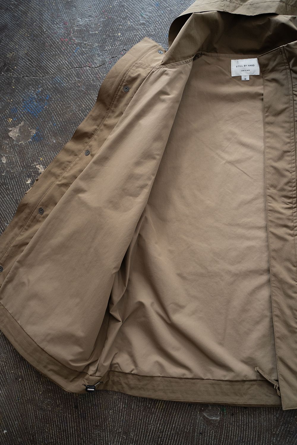 【ラスト1点】【24AW】撥水ポリエステルスタンドカラーブルゾン(CAMEL)