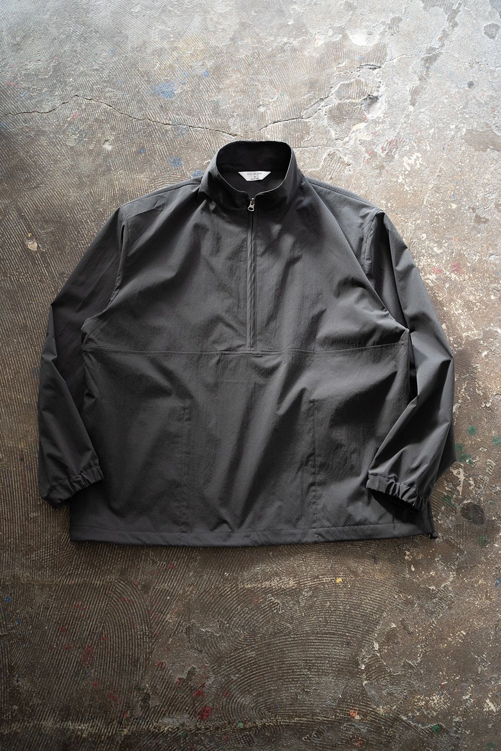 【ラスト1点】【25SS】撥水ポリエステルハイネックアノラック(CHARCOAL)