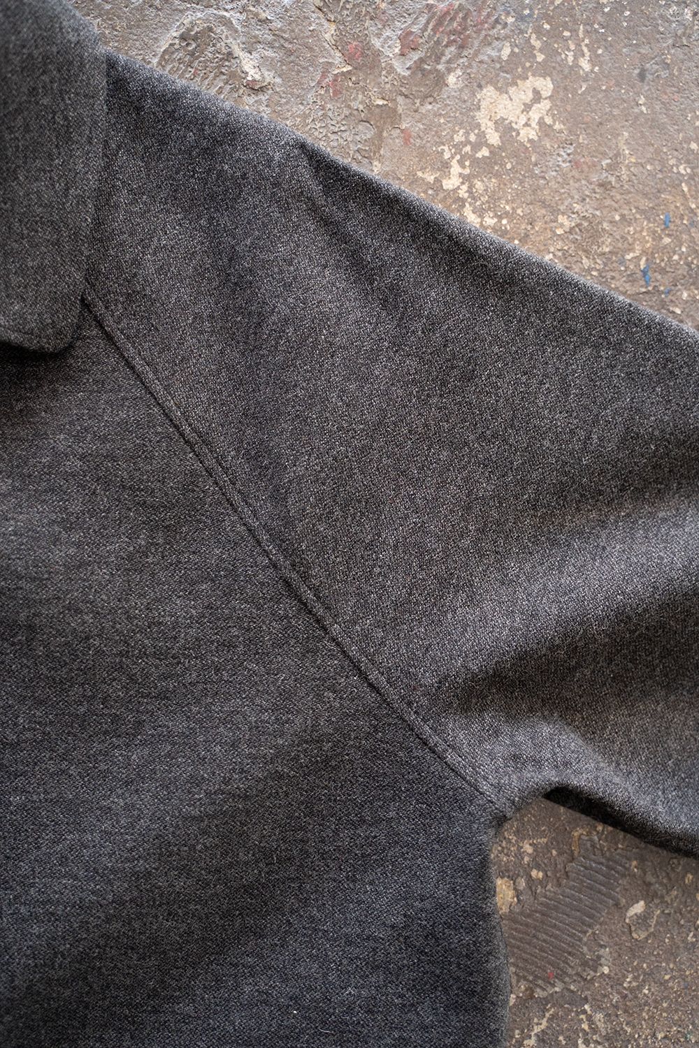 【25AW】ウール×ナイロンステンカラーコート(BROWN CHARCOAL)