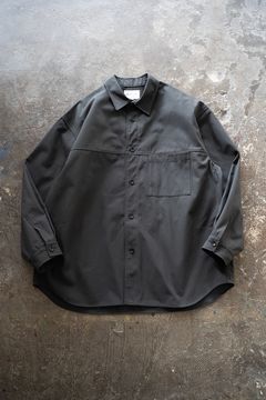 【ラスト1点】【25SS】強撚コットン×ポリエステルシャツブルゾン(CHARCOAL)