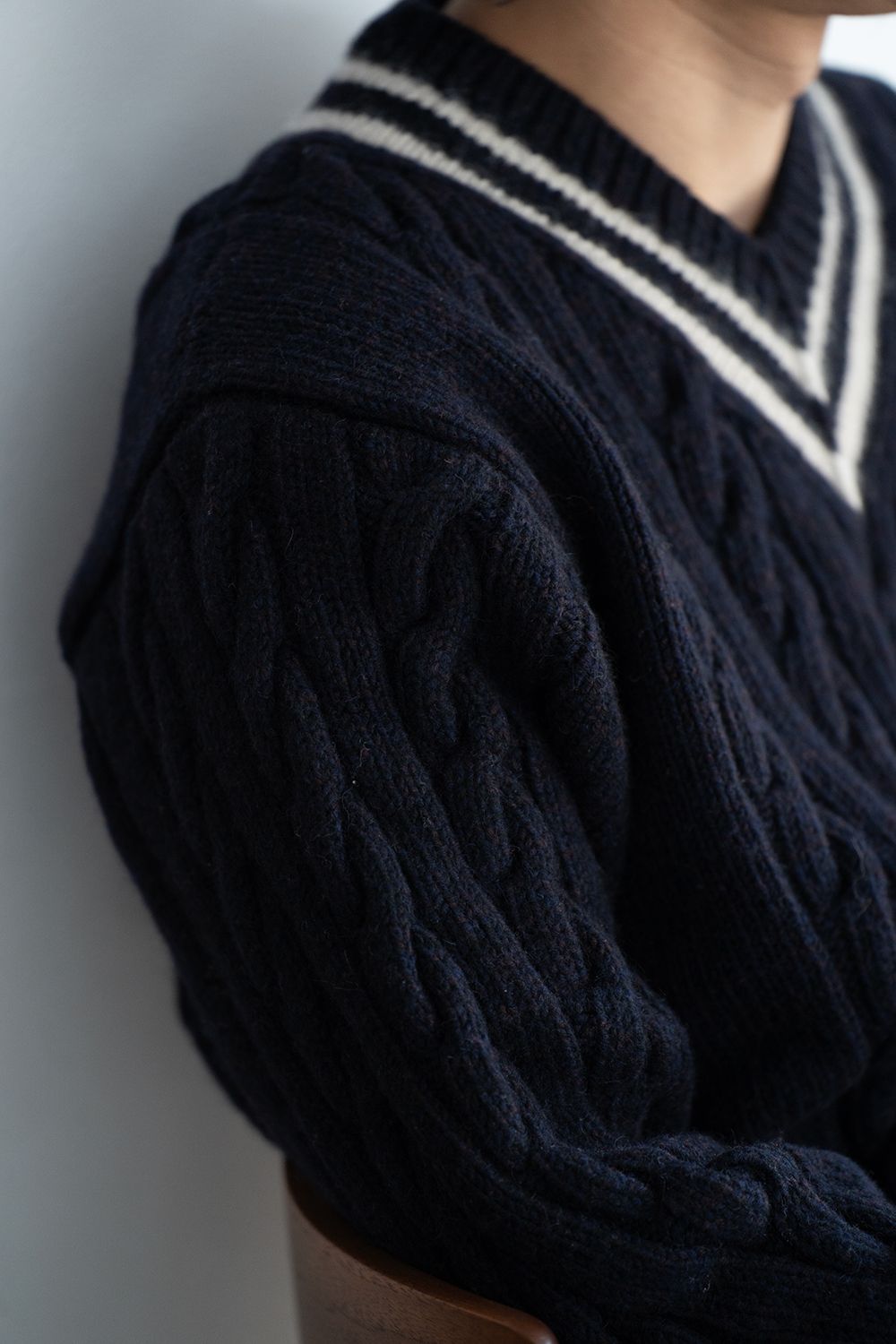 【ラスト1点】camel/cashmere HAND KNITTING cricket sweater(NAVY)