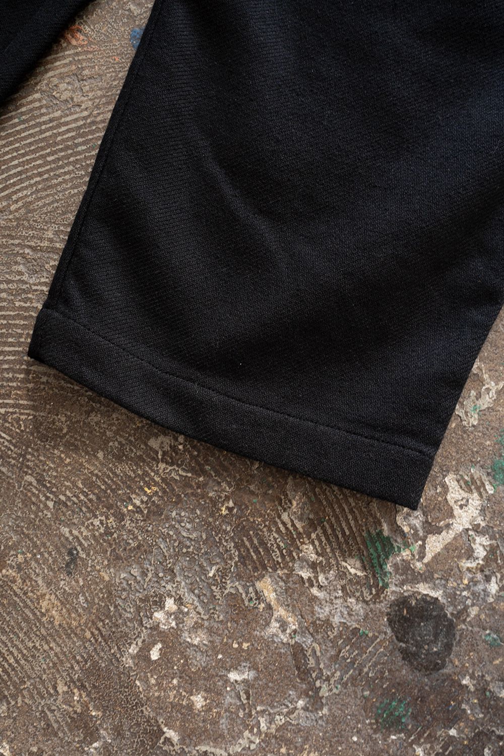 【26AW】コットン×ウールカルゼ2タックイージーパンツ(BLACK)