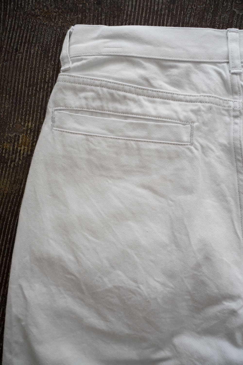 【26SS】11.5ozデニムディープタックパンツ(ASH WHITE)