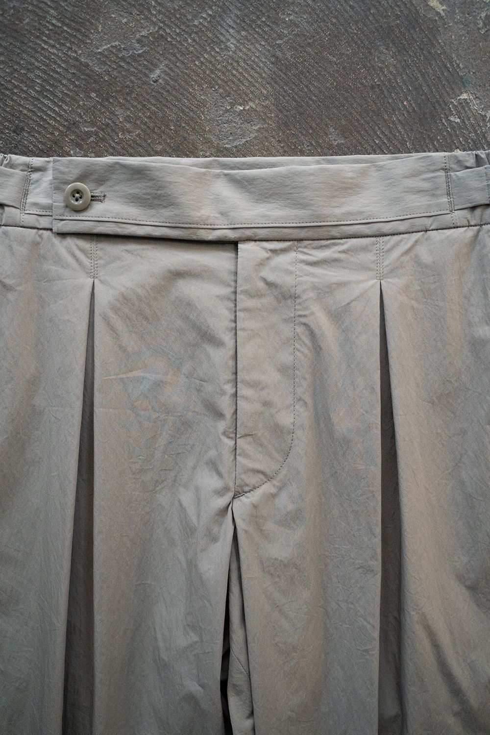 【ラスト1点】2-Tack Cotton-Nylon Trousers/2タックコットンナイロントラウザーズ(GRAY)
